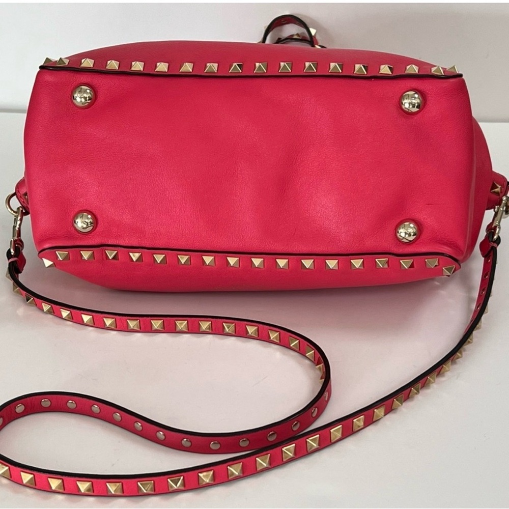 Valentino Garavani Pink Studded Shoulder Bag EUC - Picture 5 of 16